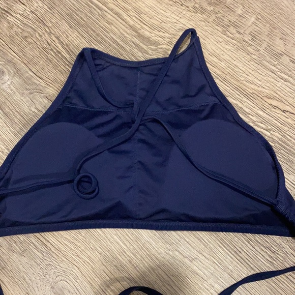 Bathing suit - Picture 2 of 2